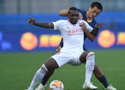 米兰体育下载-广州富力主场不敌深圳佳兆业，失去主场优势