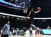 米兰体育-辽宁男篮全队发挥出色，轻松击败对手