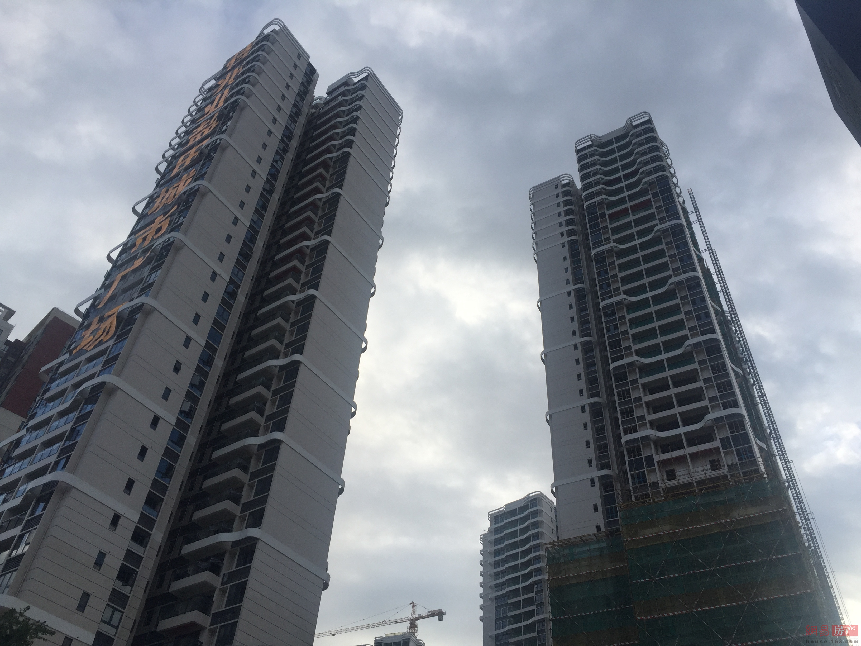 深圳佳兆业稳健发挥，迎战强敌斗志昂扬