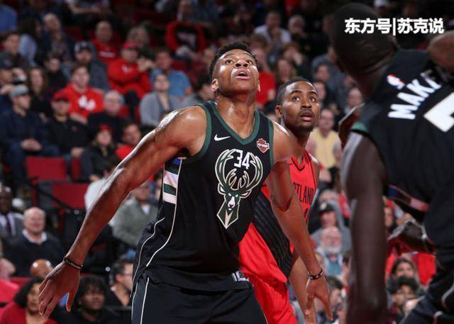 包含基德成功率领雄鹿击败对手升至榜首的词条