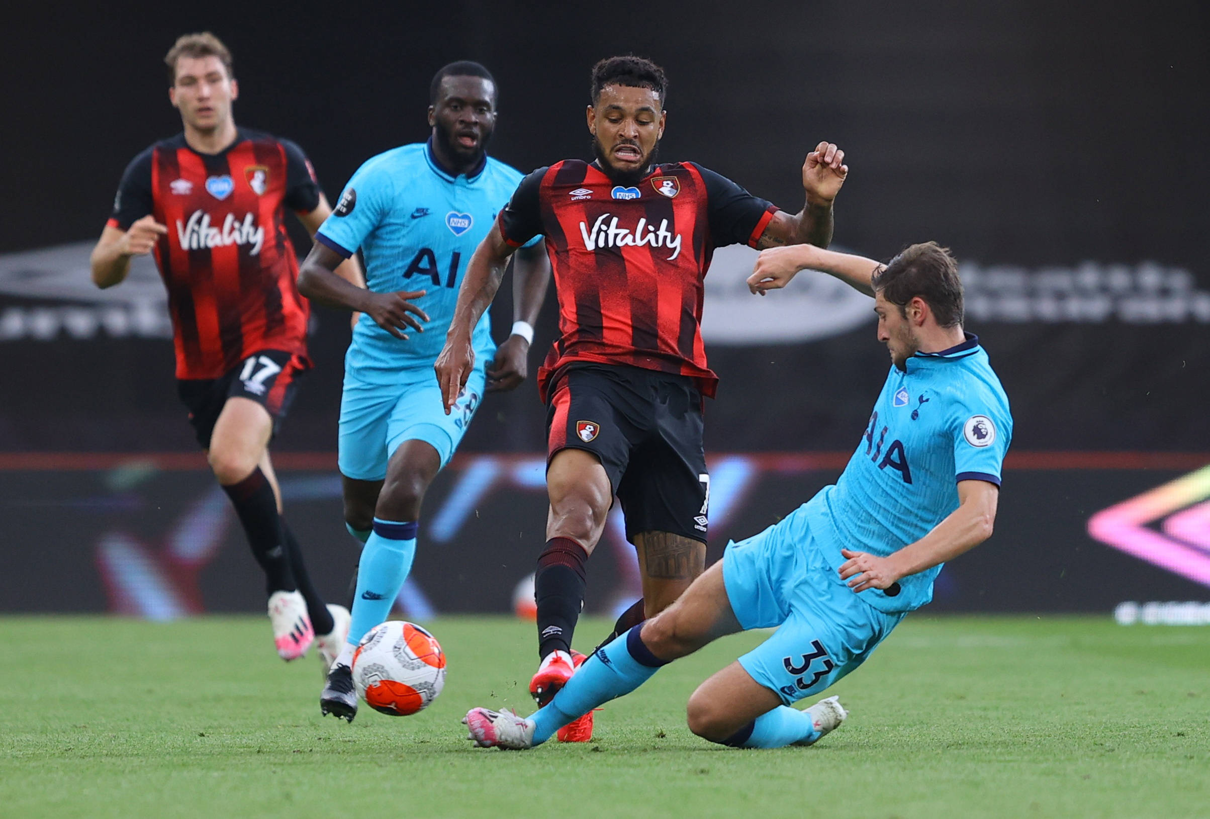 狼队主场抢分，客场战绩令人失望的简单介绍