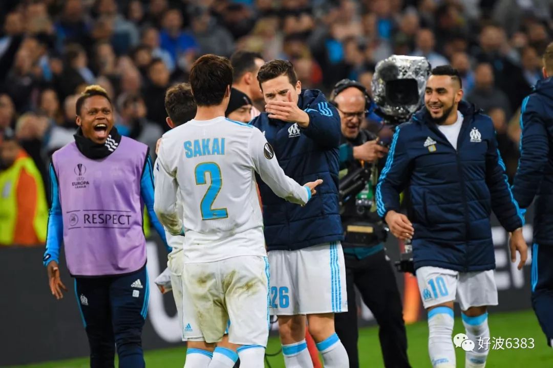 包含马赛客场告捷，继续保持不败纪录的词条