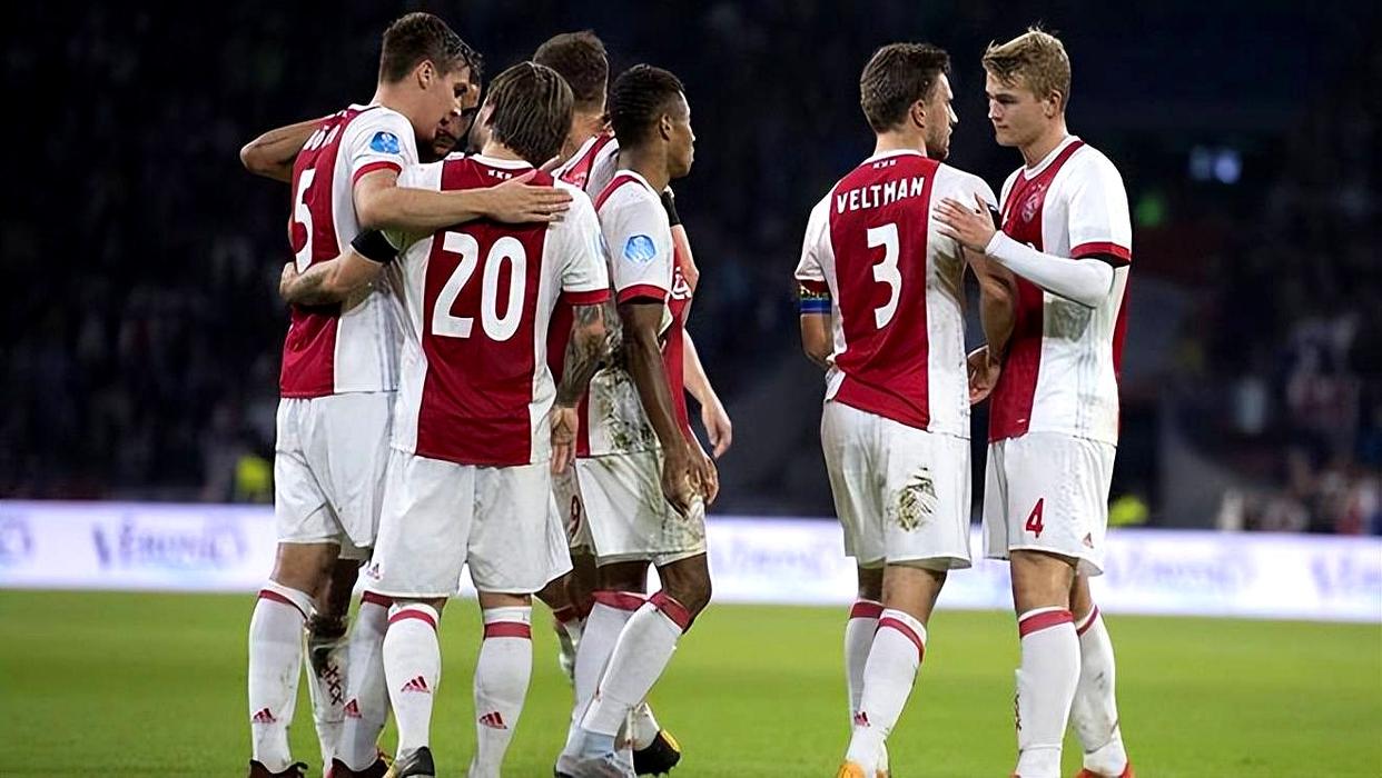 关于欧洲预选赛决赛倒计时，球员积极备战战胜对手的信息