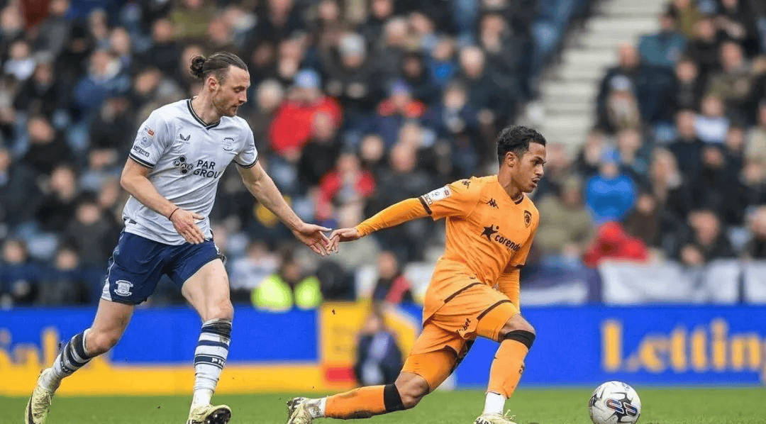 南安普顿主场大胜，全队士气高涨的简单介绍