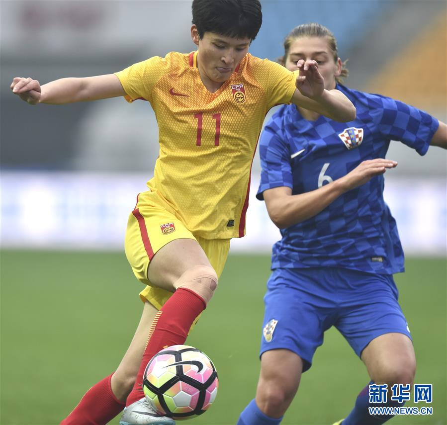 包含克罗地亚爆冷中国，乔瓦尼·雷纳统治全场的词条