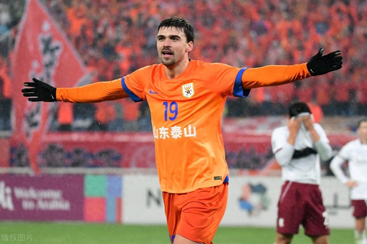 包含上海上港客场惨败山东鲁能，遭遇挑战的词条