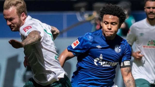 沙尔克04遭遇四连败，德甲排名下滑至倒数第二的简单介绍