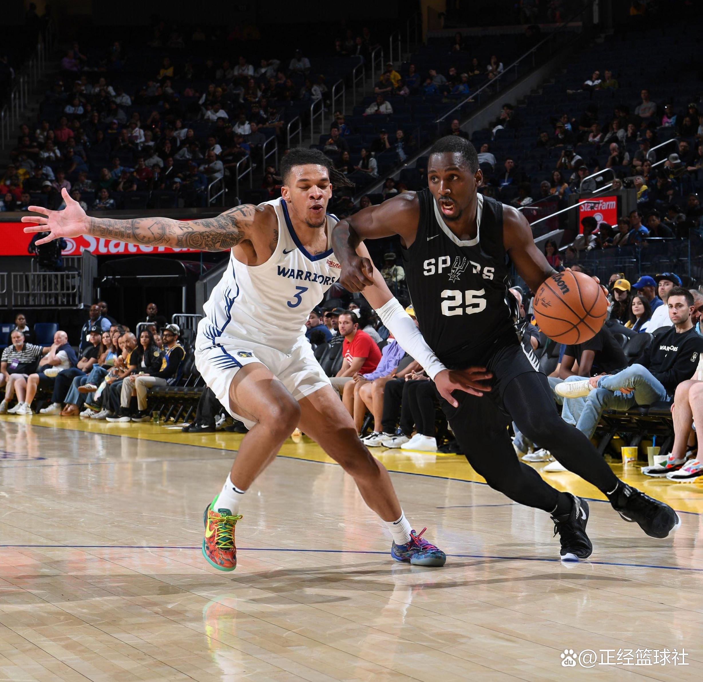 勇士再遭失利,负于马刺 勇士再遭失利,负于马刺