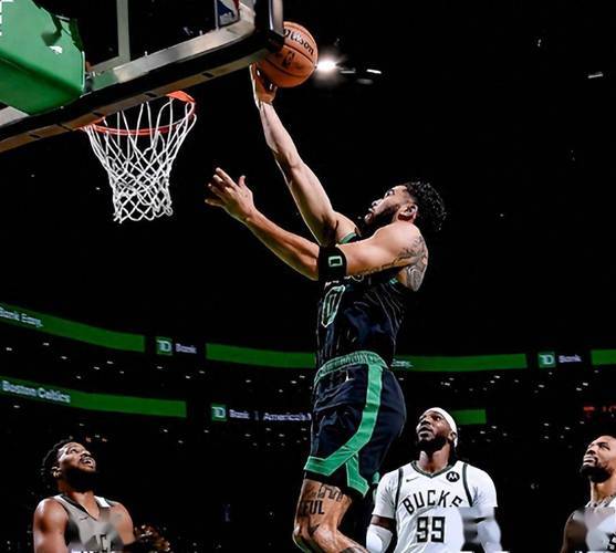 雄鹿负于凯尔特人，字母哥遭遇封堵