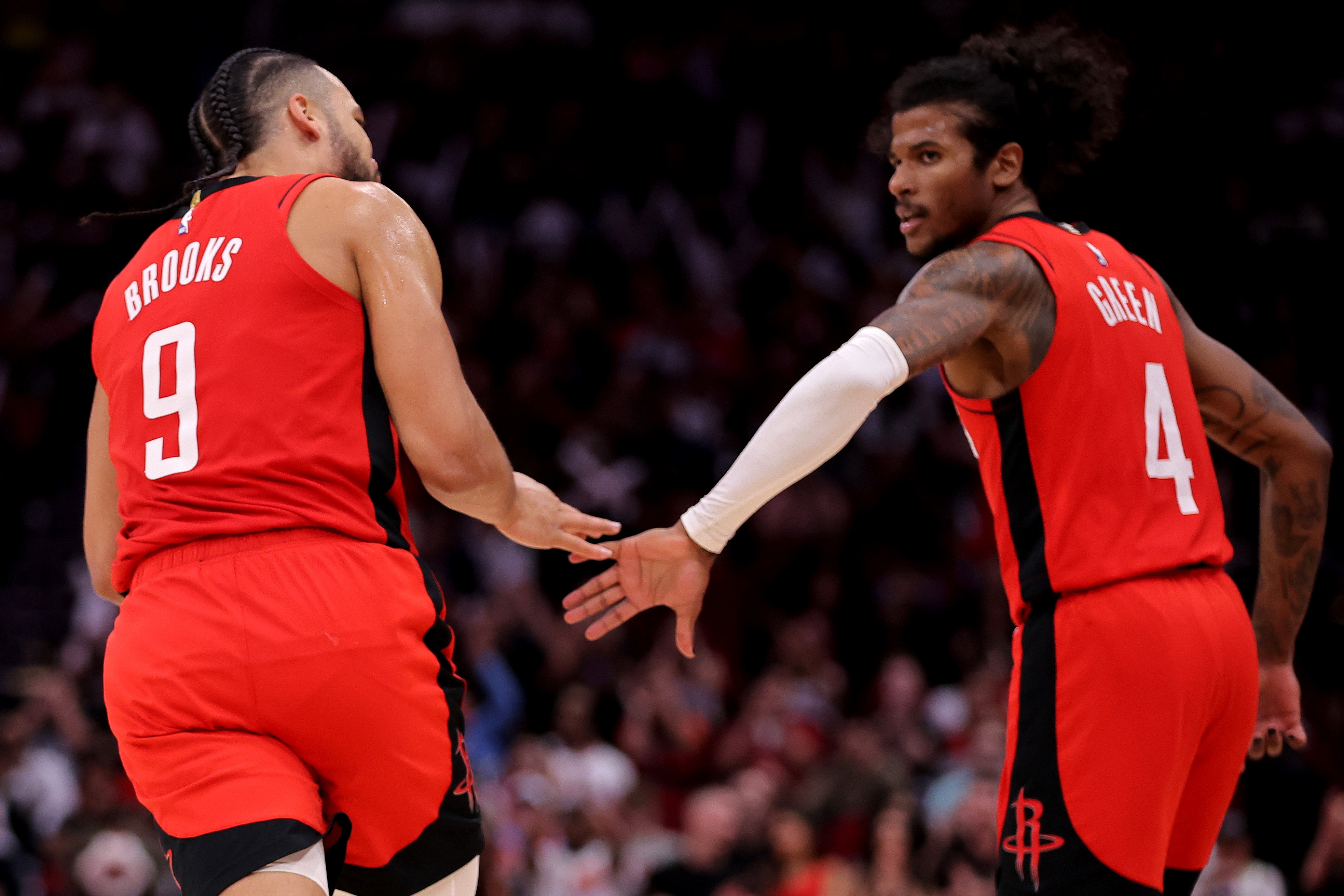 勇士击败湖人，格林助攻创生涯新高