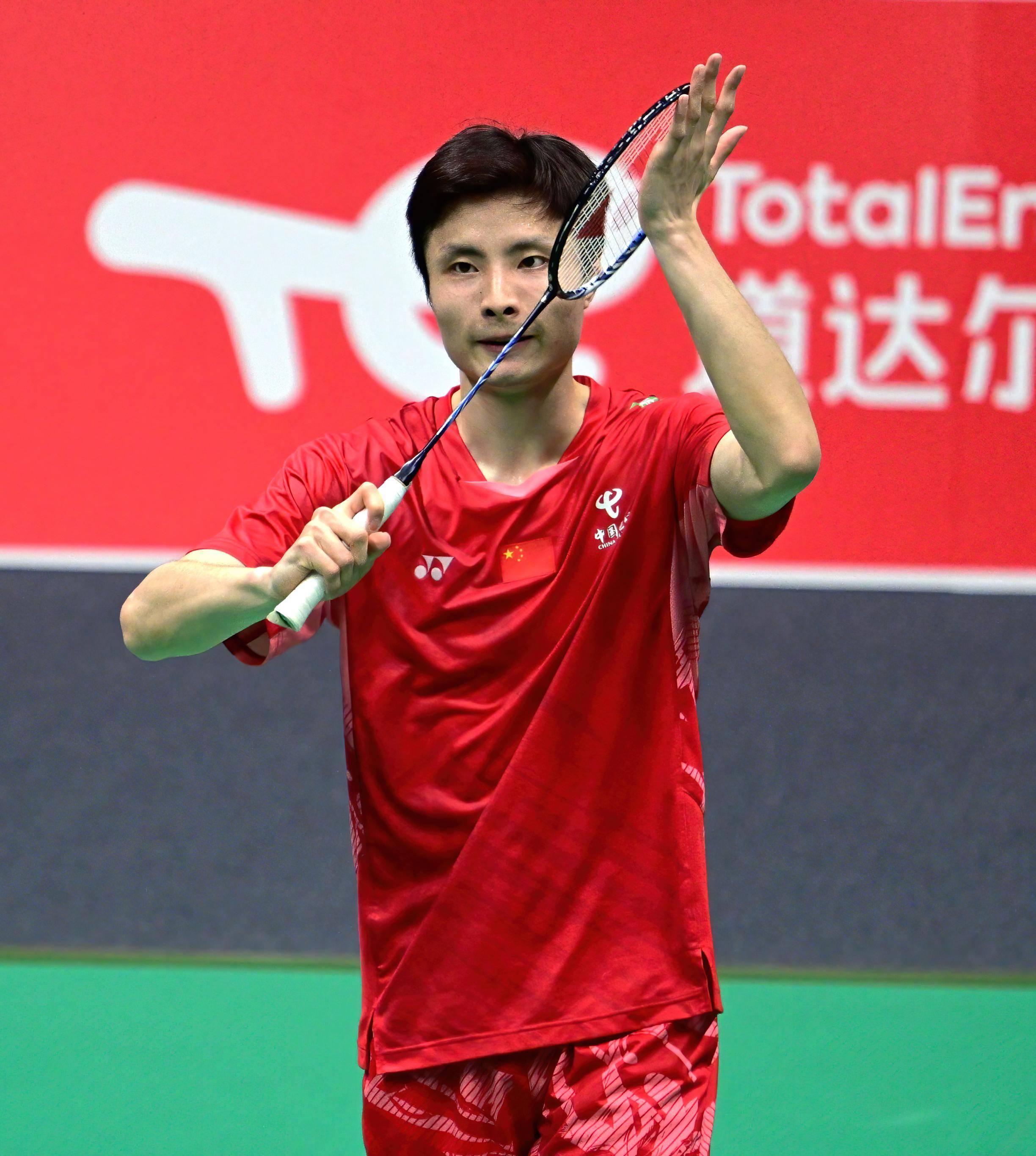 包含马来西亚队险胜韩国队，石宇奇关键制胜的词条